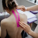 Kinesiology taping co to jest